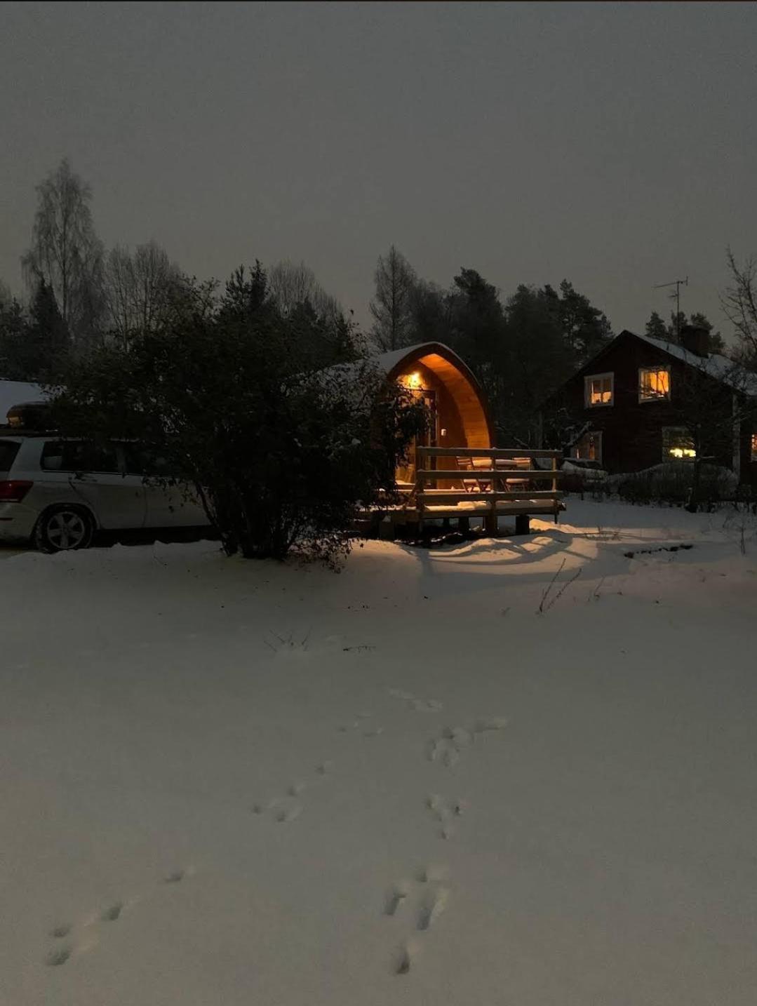 Cosy Cabin Hallstahammar Extérieur photo